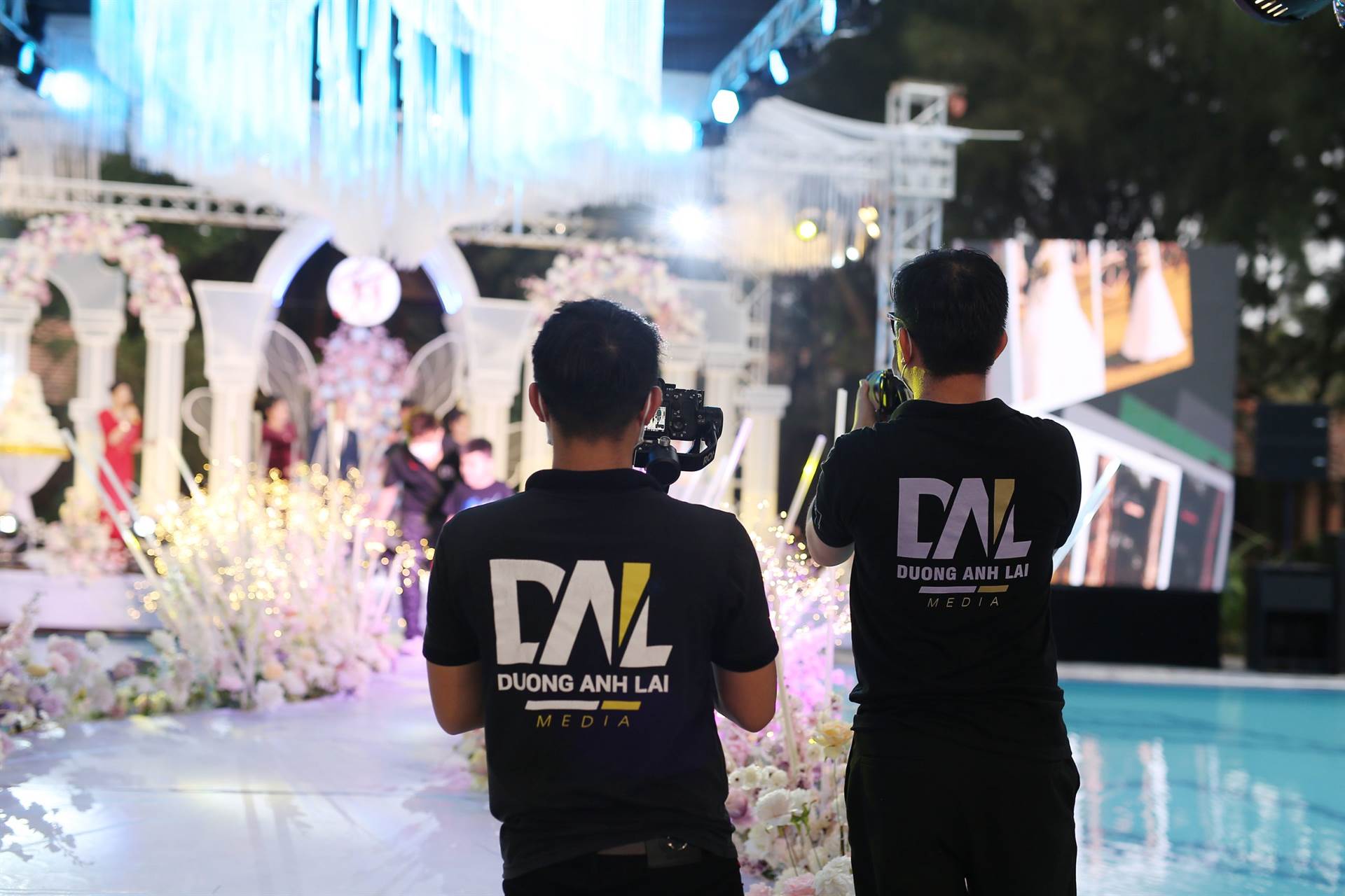 Phóng sự cưới đẹp, Trang chủ